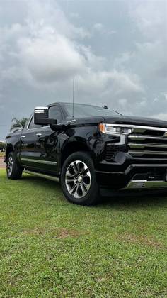 CHEVROLET SILVERADO 5.3 V8 GASOLINA 1500 HIGH COUNTRY 4X4 AUTOMÁTICO